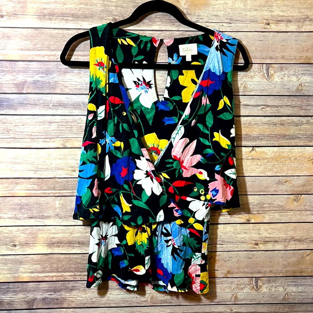 ⭐️ Deletta Floral Layered Sleeveless Top